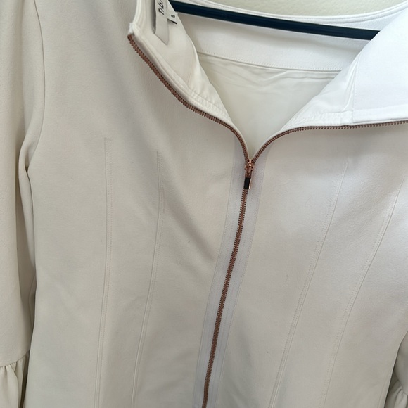 🤍Tibi Ruffle Blouse - Picture 5 of 10